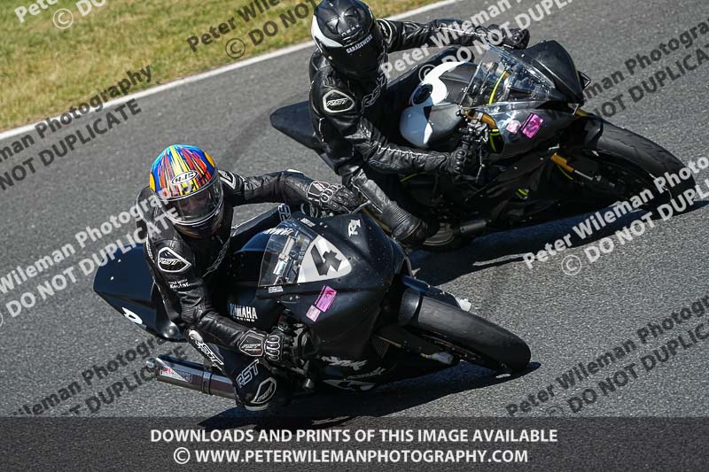 enduro digital images;event digital images;eventdigitalimages;mallory park;mallory park photographs;mallory park trackday;mallory park trackday photographs;no limits trackdays;peter wileman photography;racing digital images;trackday digital images;trackday photos